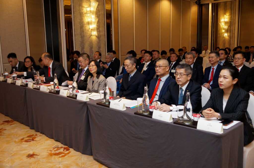 总商会促进中马两国经贸投资合作与发展